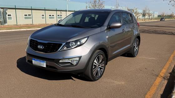 KIA SPORTAGE 2.0 LX 4X2 16V FLEX 4P AUTOMÁTICO KIA SPORTAGE 2.0 LX 4X2 16V FLEX 4P AUTOMÁTICO